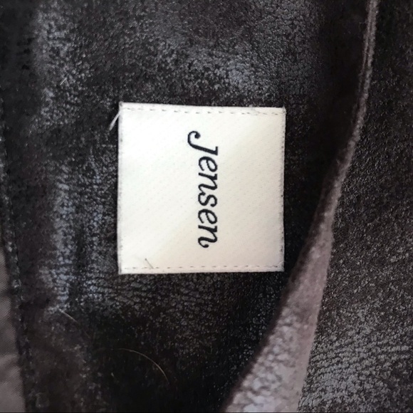 𝅺jensen Brown Faux Suede Asymmetrical Zipper Skirt Sz small - Picture 3 of 3